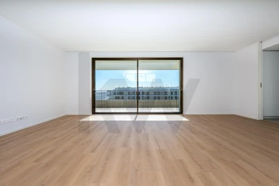 Apartamento T3 para Venda em Póvoa de Santa Iria e Forte da Casa