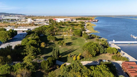 Apartamento T3 para Venda em Póvoa de Santa Iria e Forte da Casa