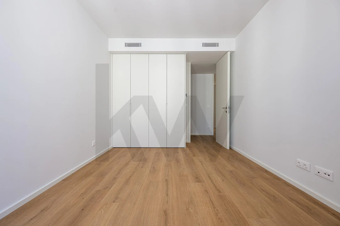 Apartamento T3 para Venda em Póvoa de Santa Iria e Forte da Casa Foto 24