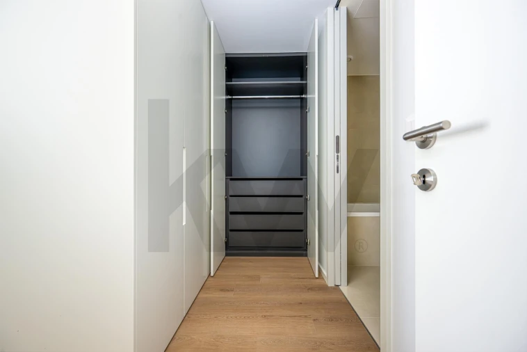 Apartamento T3 para Venda em Póvoa de Santa Iria e Forte da Casa Foto 23