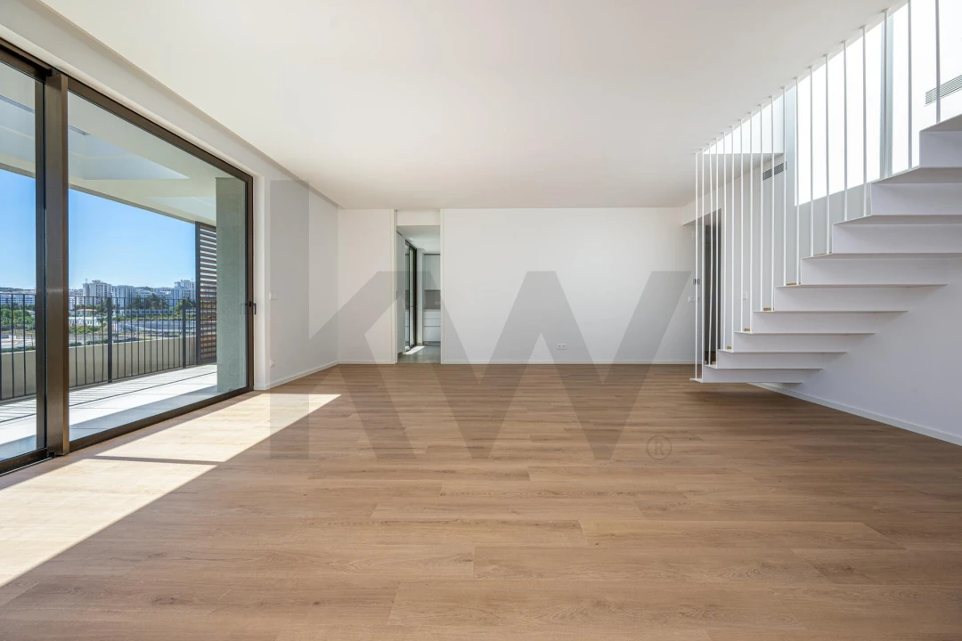 Apartamento T3 para Venda em Póvoa de Santa Iria e Forte da Casa Foto 11