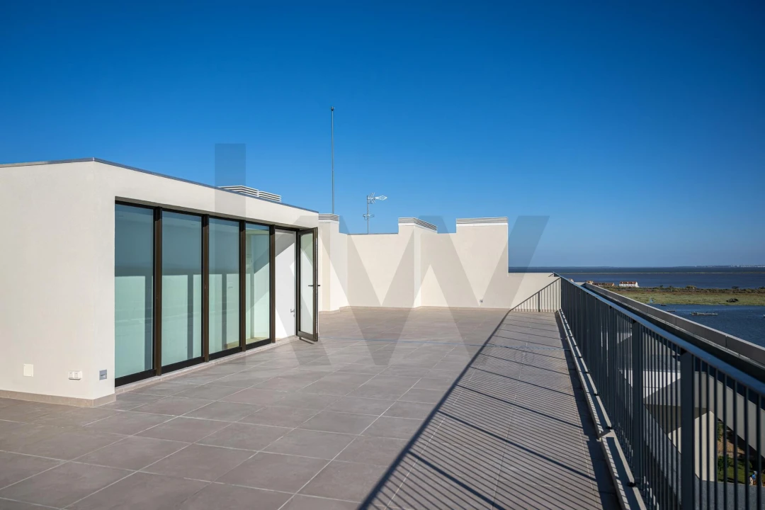 Apartamento T3 para Venda em Póvoa de Santa Iria e Forte da Casa Foto 6