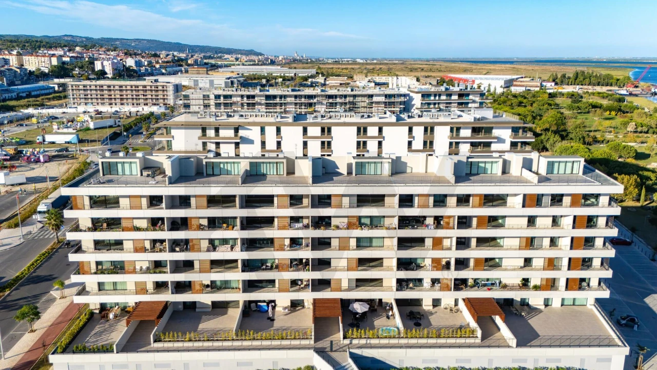 Apartamento T3 para Venda em Póvoa de Santa Iria e Forte da Casa Foto 38
