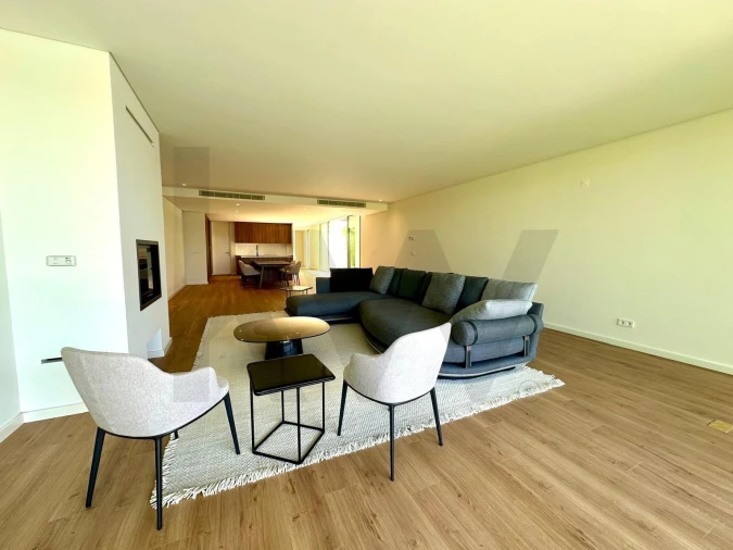 Moradia T5 para Arrendamento em Belém Foto 7