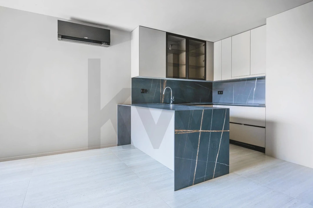 Apartamento T1 para Venda em São Martinho Foto 19