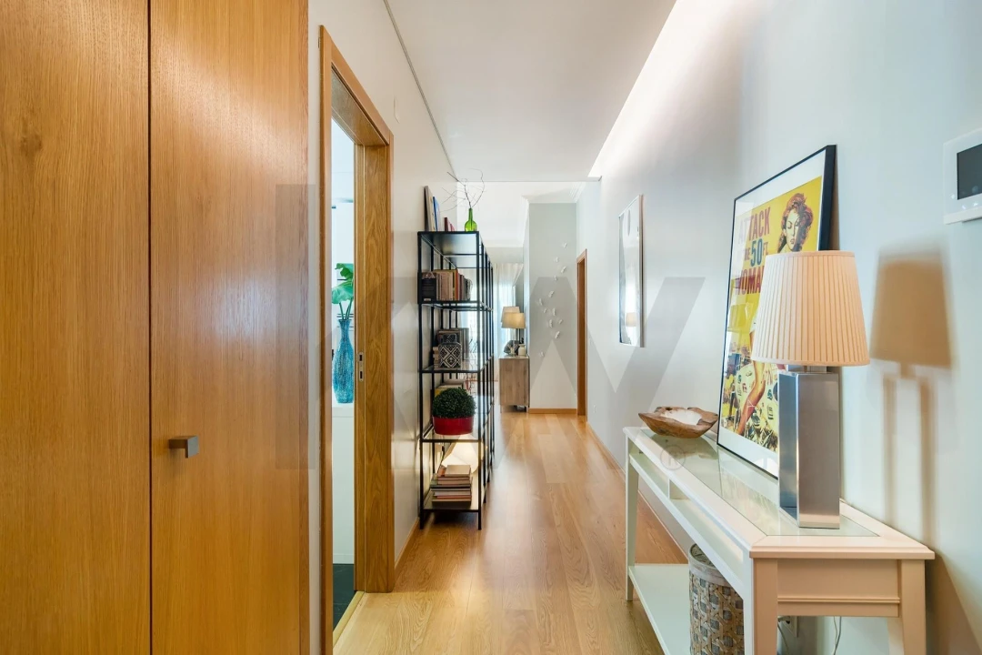 Apartamento T2 para Arrendamento em Benfica Foto 1