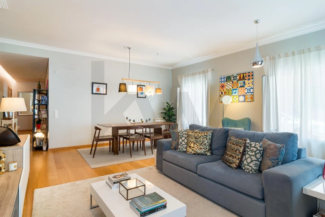 Apartamento T2 para Arrendamento em Benfica Foto 7