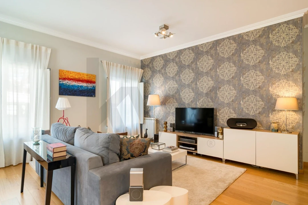 Apartamento T2 para Arrendamento em Benfica Foto 12