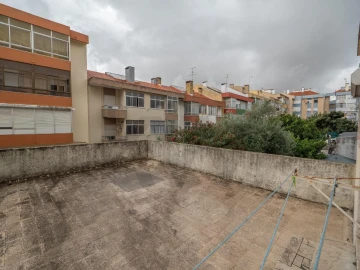 Apartamento T2 para Venda em Póvoa de Santa Iria e Forte da Casa