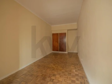 Apartamento T2 para Venda em Póvoa de Santa Iria e Forte da Casa
