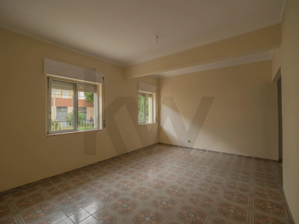 Apartamento T2 para Venda em Póvoa de Santa Iria e Forte da Casa Foto 13