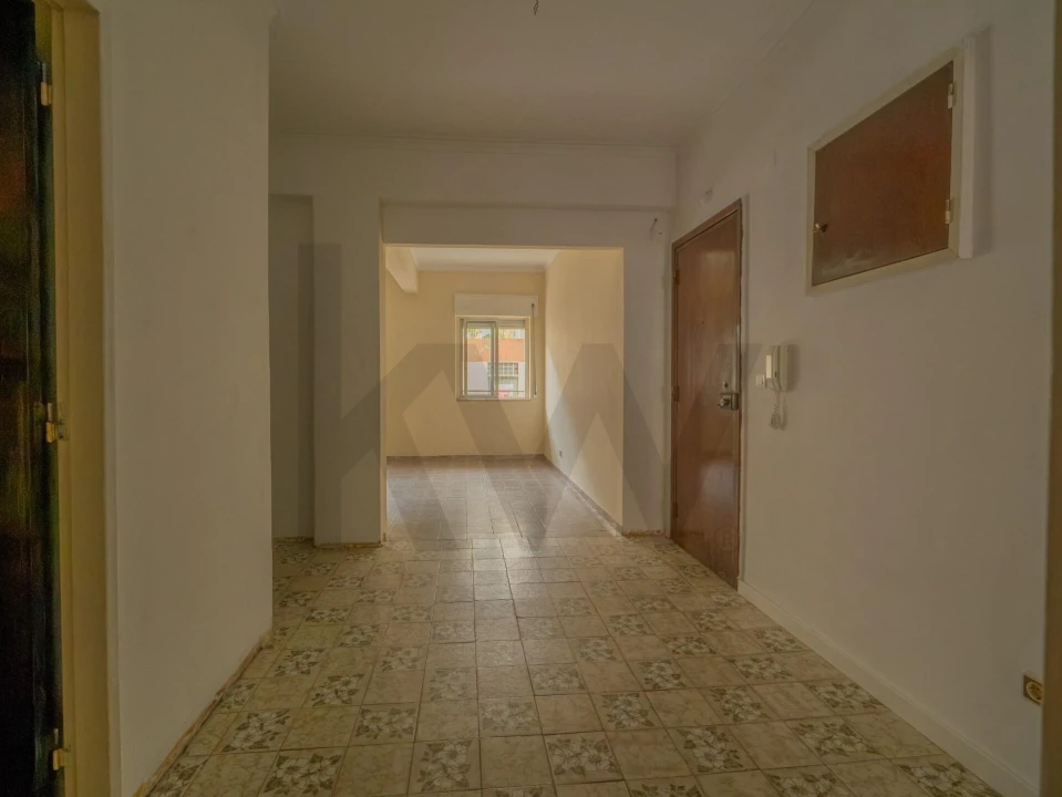 Apartamento T2 para Venda em Póvoa de Santa Iria e Forte da Casa Foto 17