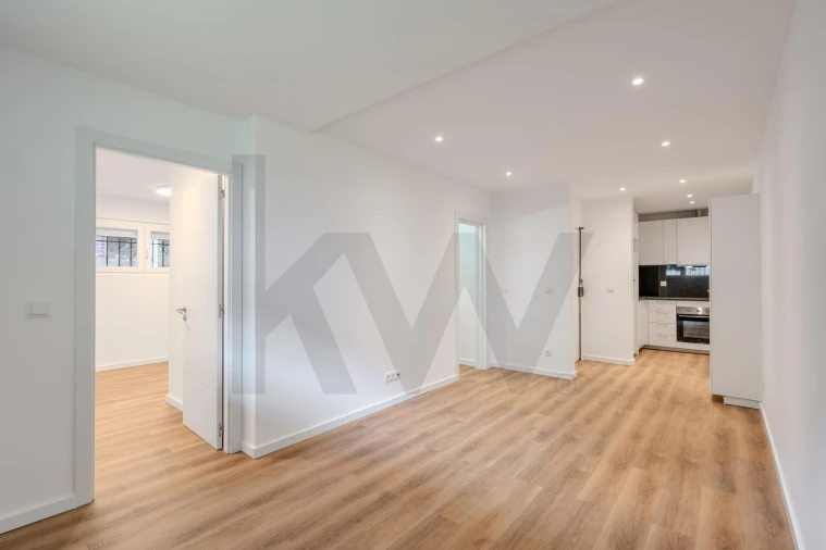 Apartamento T1 para Arrendamento em Alvalade Foto 20