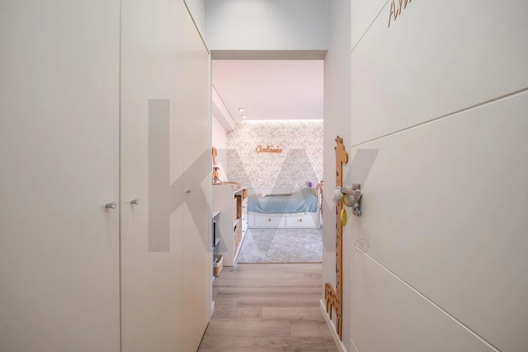 Apartamento T4 para Venda em Santo Antonio dos Olivais Foto 27