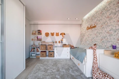 Apartamento T4 para Venda em Santo Antonio dos Olivais