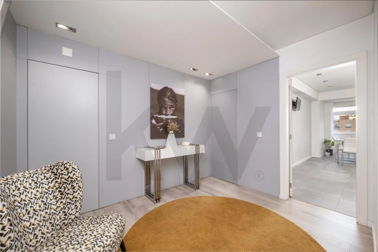 Apartamento T4 para Venda em Santo Antonio dos Olivais Foto 5
