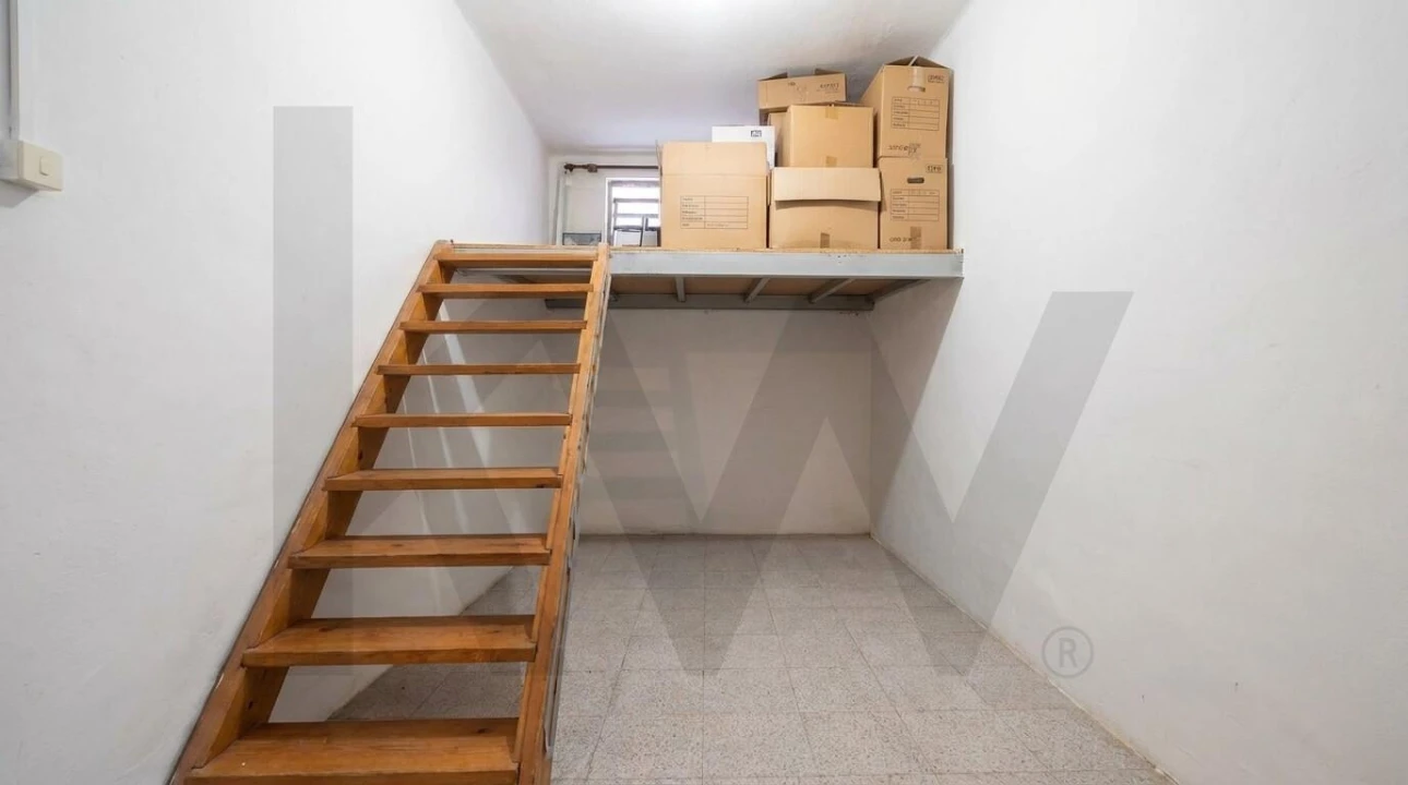 Apartamento T4 para Venda em Santo Antonio dos Olivais Foto 41