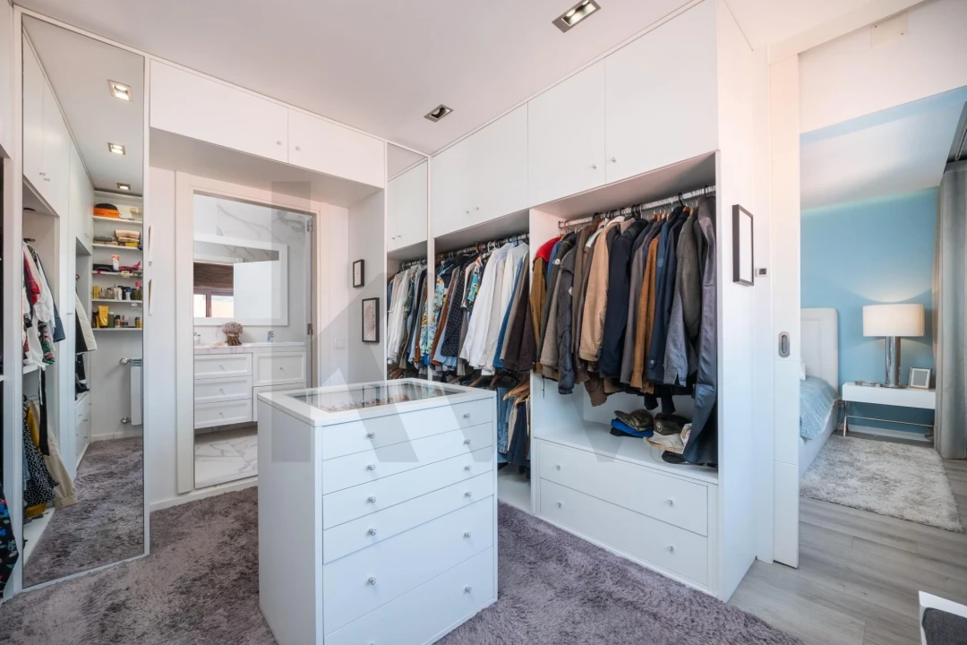 Apartamento T4 para Venda em Santo Antonio dos Olivais Foto 23