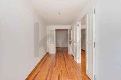 Apartamento T3 para Venda em Misericórdia