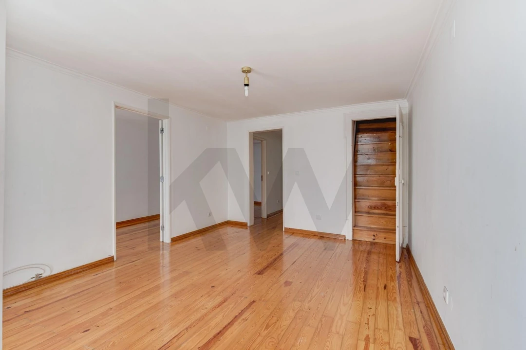 Apartamento T3 para Venda em Misericórdia Foto 4