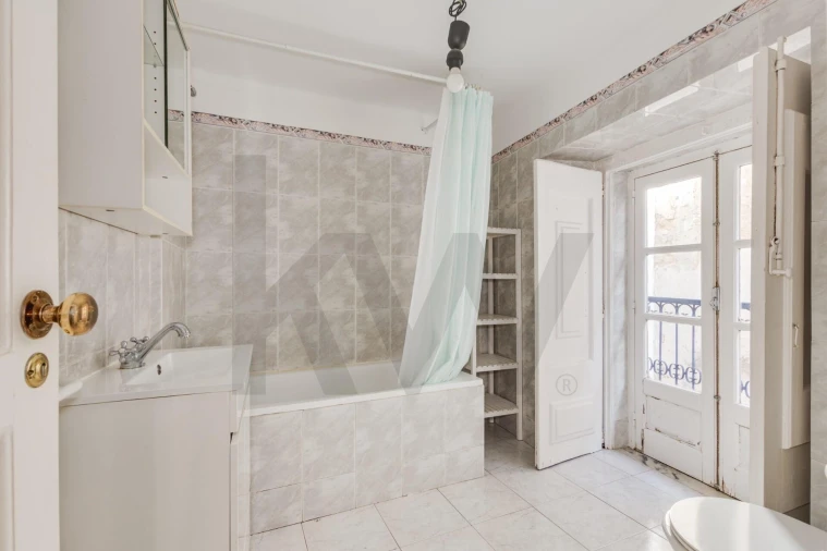 Apartamento T3 para Venda em Misericórdia Foto 22