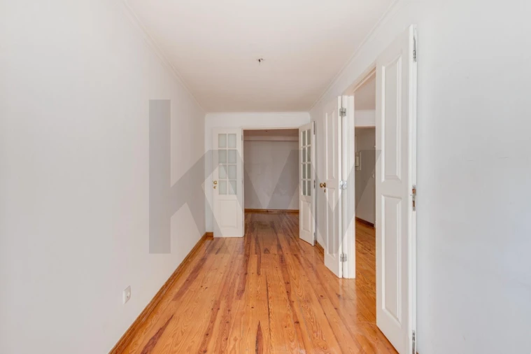 Apartamento T3 para Venda em Misericórdia Foto 9