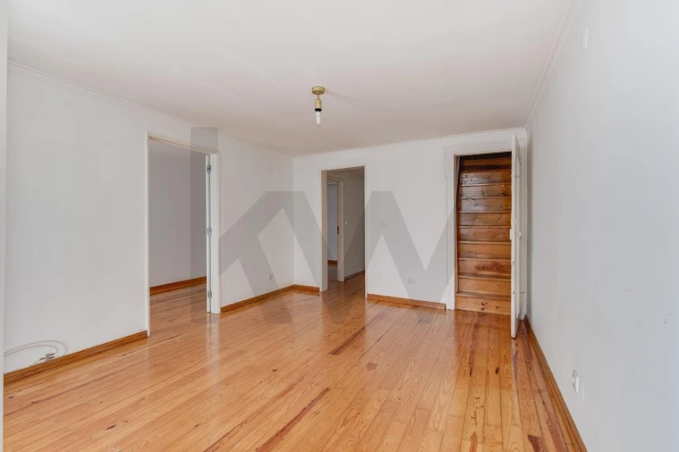 Apartamento T3 para Venda em Misericórdia Foto 4