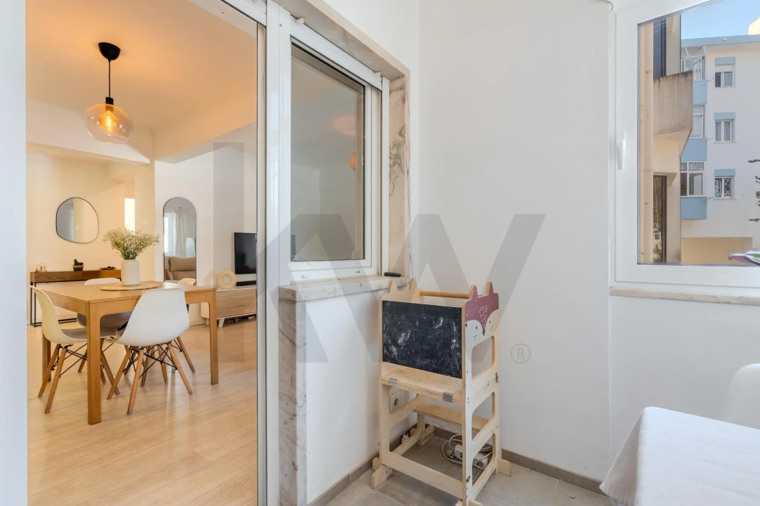 Apartamento T2 para Venda em Carnaxide e Queijas Foto 11