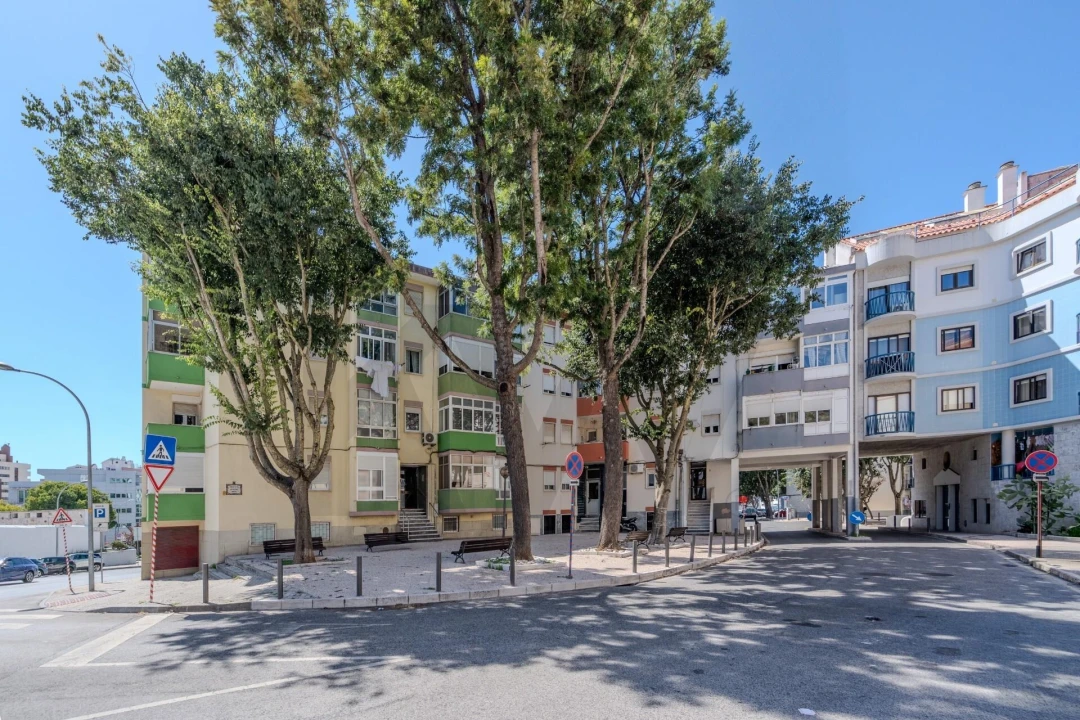 Apartamento T2 para Venda em Carnaxide e Queijas Foto 27