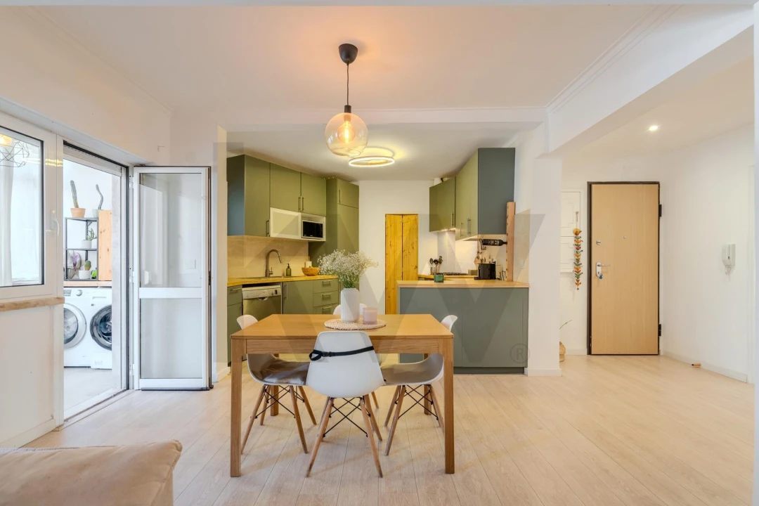 Apartamento T2 para Venda em Carnaxide e Queijas Foto 3