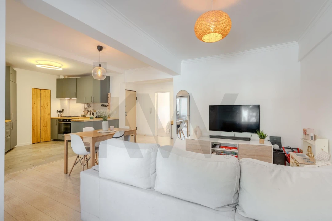 Apartamento T2 para Venda em Carnaxide e Queijas Foto 13