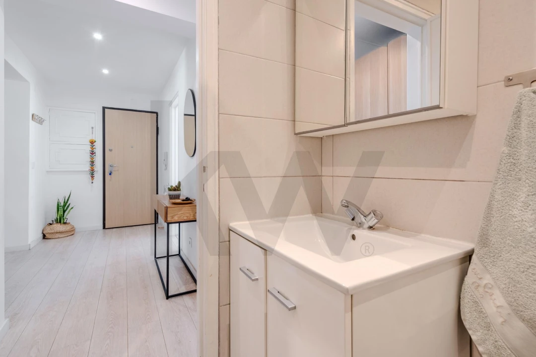 Apartamento T2 para Venda em Carnaxide e Queijas Foto 23