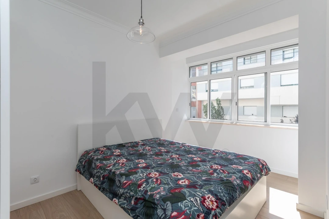 Apartamento T3 para Venda em Queluz e Belas Foto 4