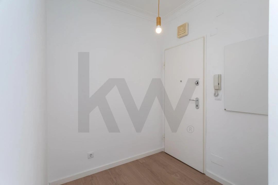 Apartamento T3 para Venda em Queluz e Belas Foto 29