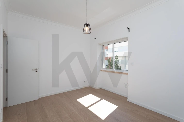 Apartamento T3 para Venda em Queluz e Belas Foto 26