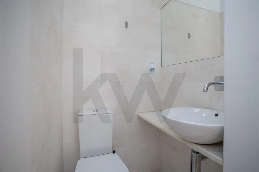 Apartamento T3 para Venda em Queluz e Belas Foto 24