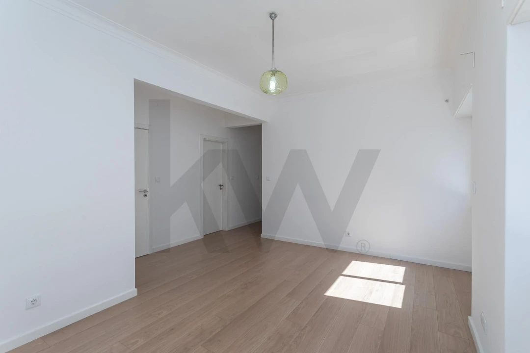 Apartamento T3 para Venda em Queluz e Belas Foto 14