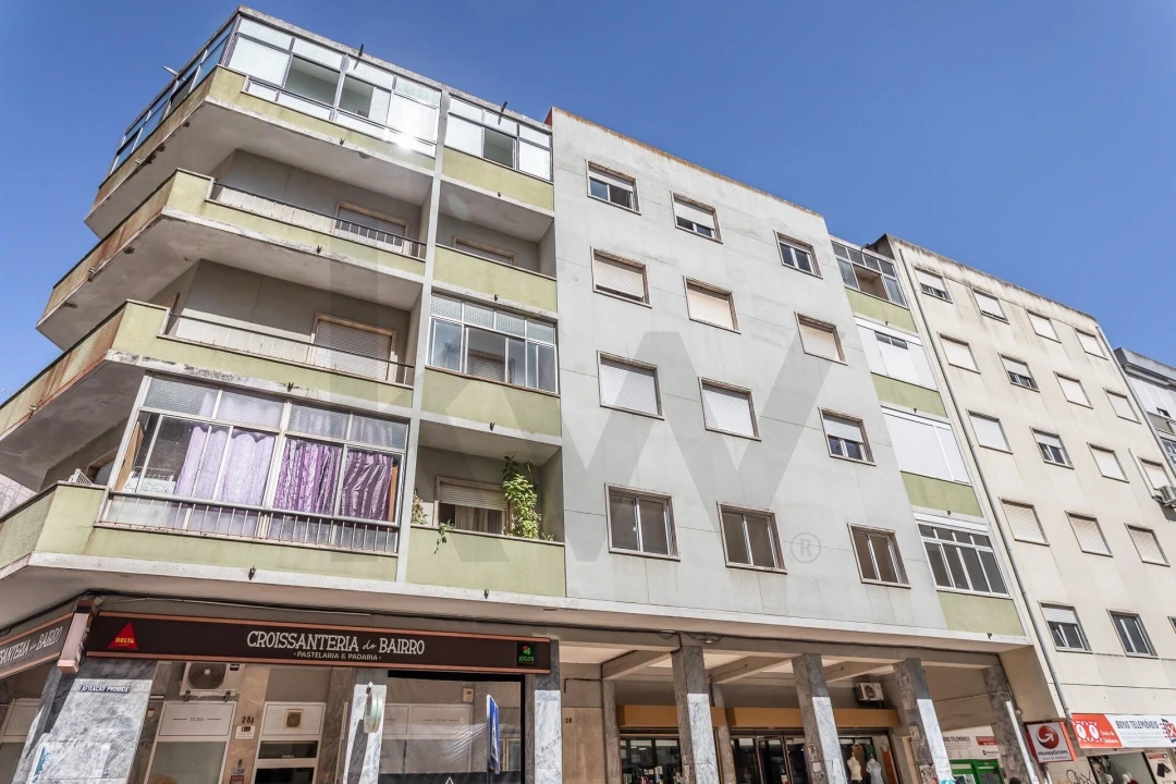 Apartamento T3 para Venda em Queluz e Belas Foto 34