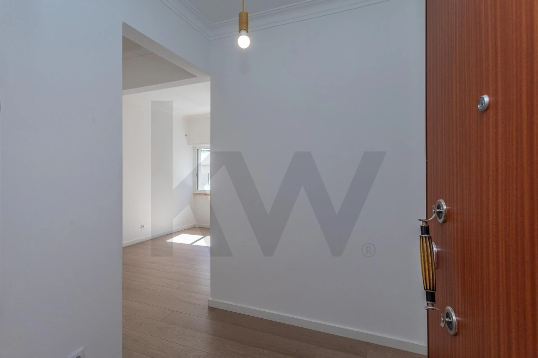Apartamento T3 para Venda em Queluz e Belas Foto 30