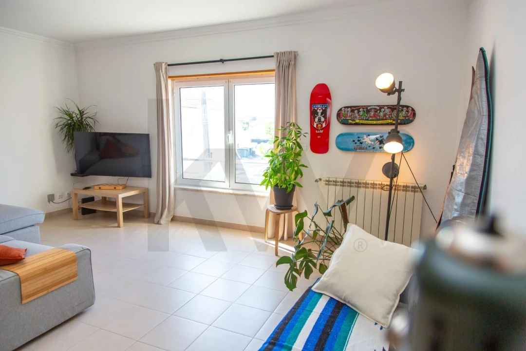 Apartamento T2 para Venda em Santo Isidoro Foto 3