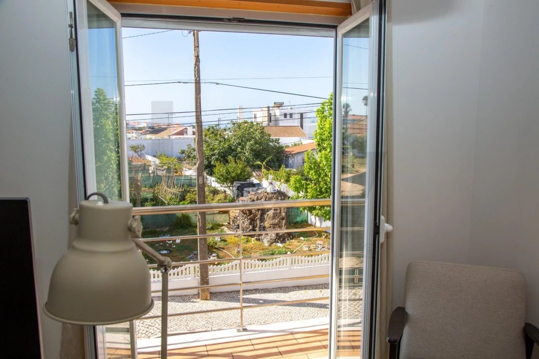 Apartamento T2 para Venda em Santo Isidoro Foto 14