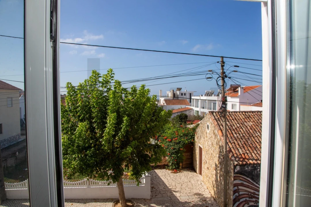 Apartamento T2 para Venda em Santo Isidoro Foto 6