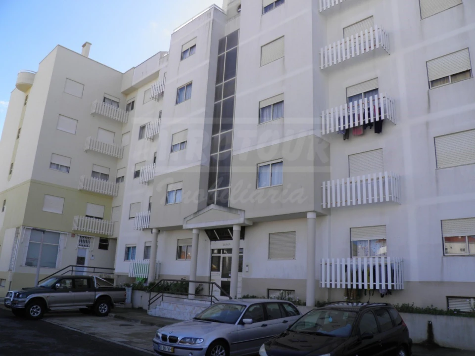 Apartamento T2 para Arrendamento em Sines Foto 1