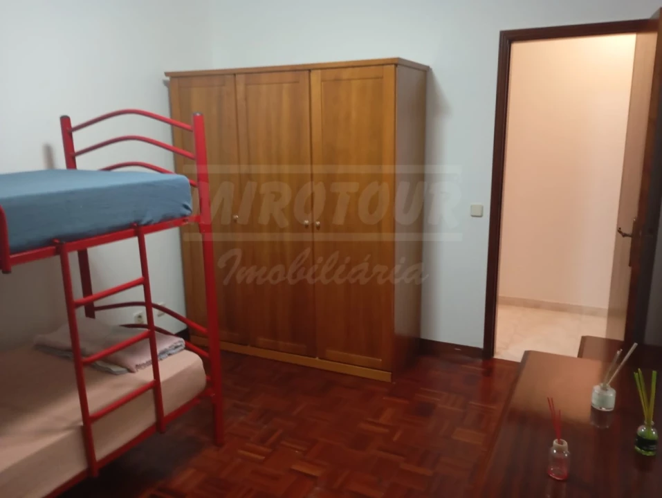 Apartamento T2 para Arrendamento em Sines Foto 13