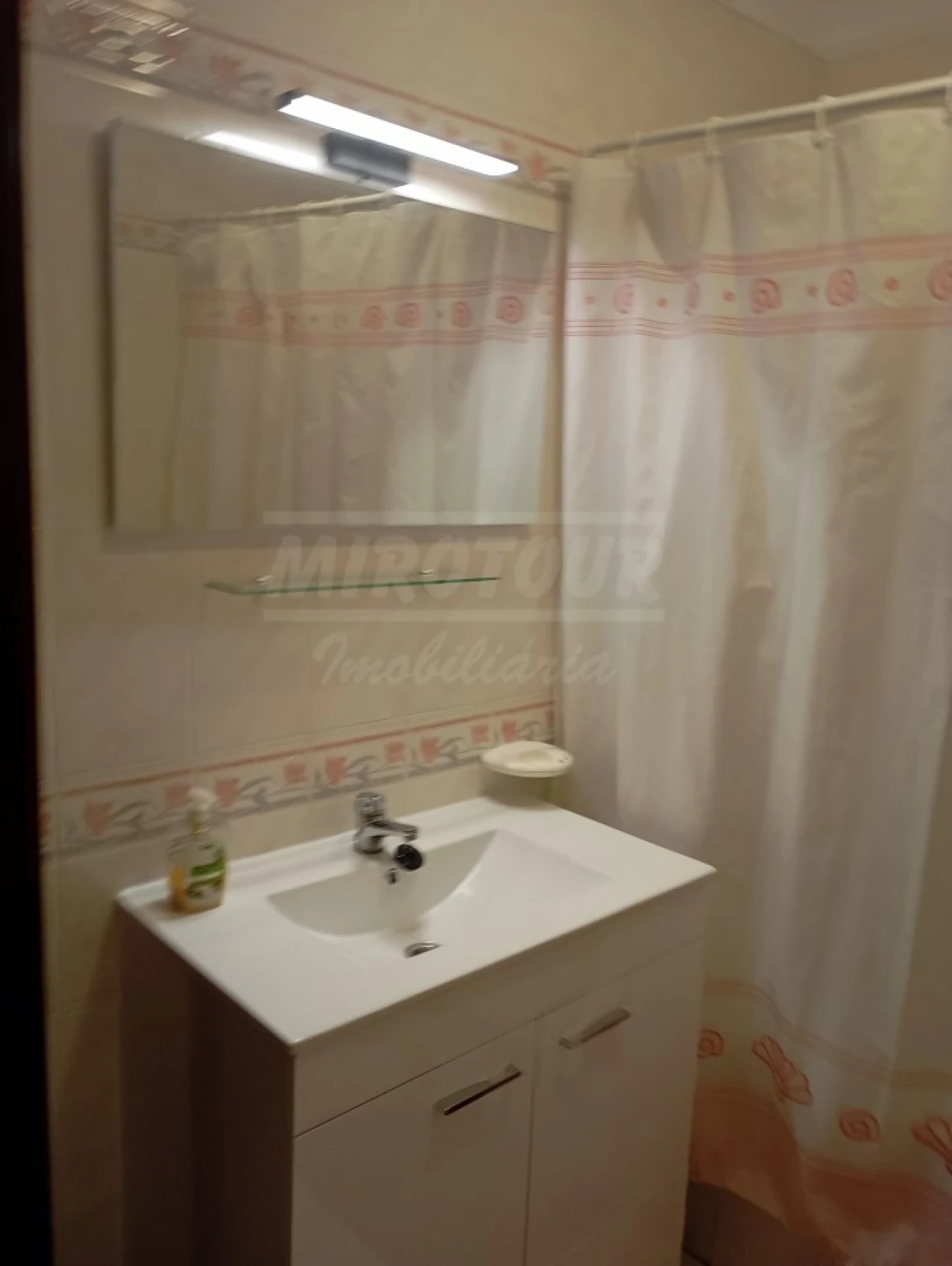 Apartamento T2 para Arrendamento em Sines Foto 15
