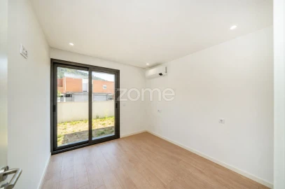 Apartamento T3 para Venda em Santo Tirso, Couto (Santa Cristina e São Miguel) e Burgães