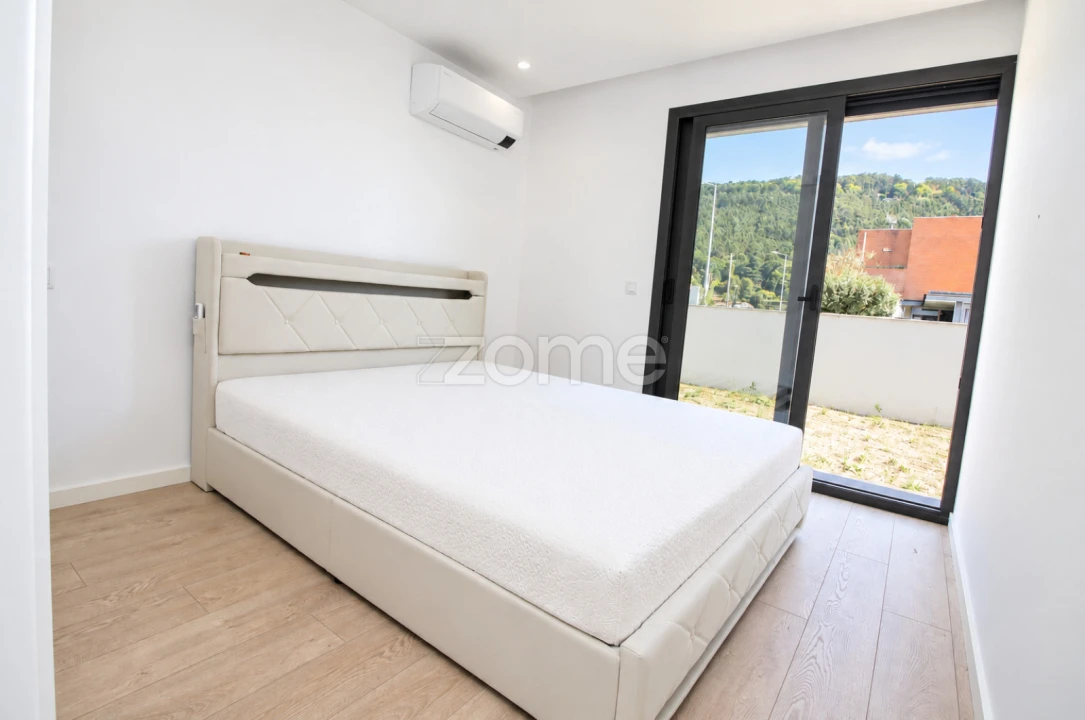 Apartamento T3 para Venda em Santo Tirso, Couto (Santa Cristina e São Miguel) e Burgães Foto 16