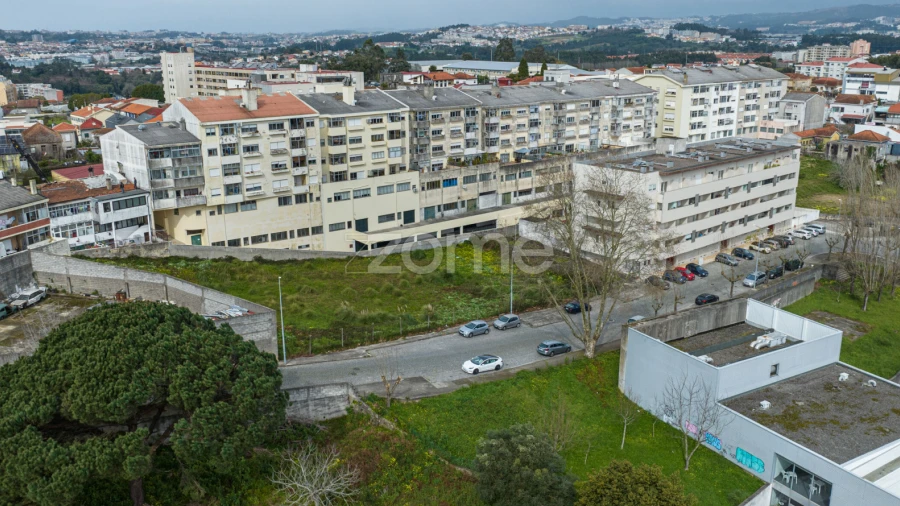 Terreno para Venda em Gondomar (São Cosme), Valbom e Jovim