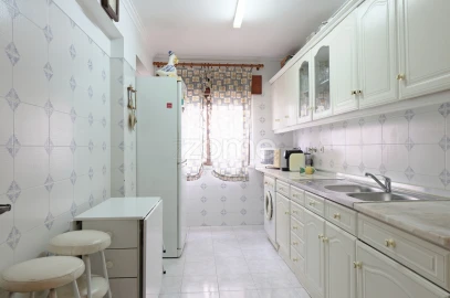 Apartamento T2 para Venda em Rio de Mouro