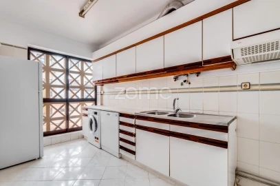 Apartamento T2 para Venda em Quarteira